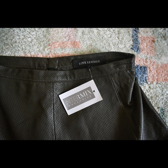LOVE LEATHER *NWT* Leather Skirt - Picture 2 of 7